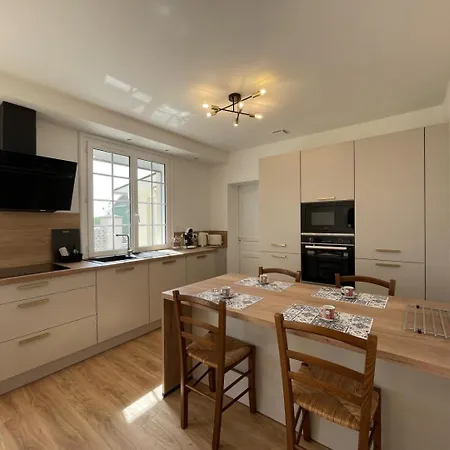 Samatha 別荘 Lasclaveries