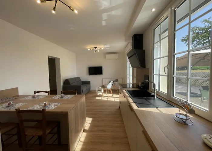 Samatha Lasclaveries